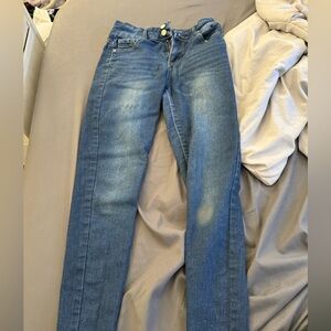 Love And Whimsy blue skinny jeans size 6 in womens